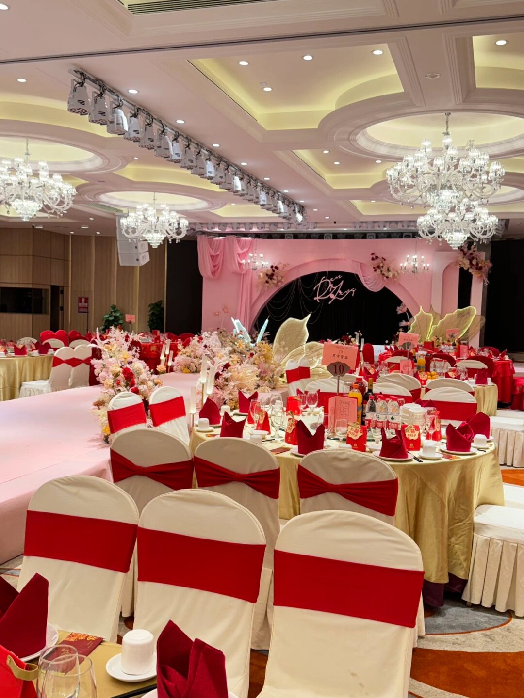 參加完閨蜜婚禮，我也要選這里！——記一場心動(dòng)婚慶禮儀服務(wù)